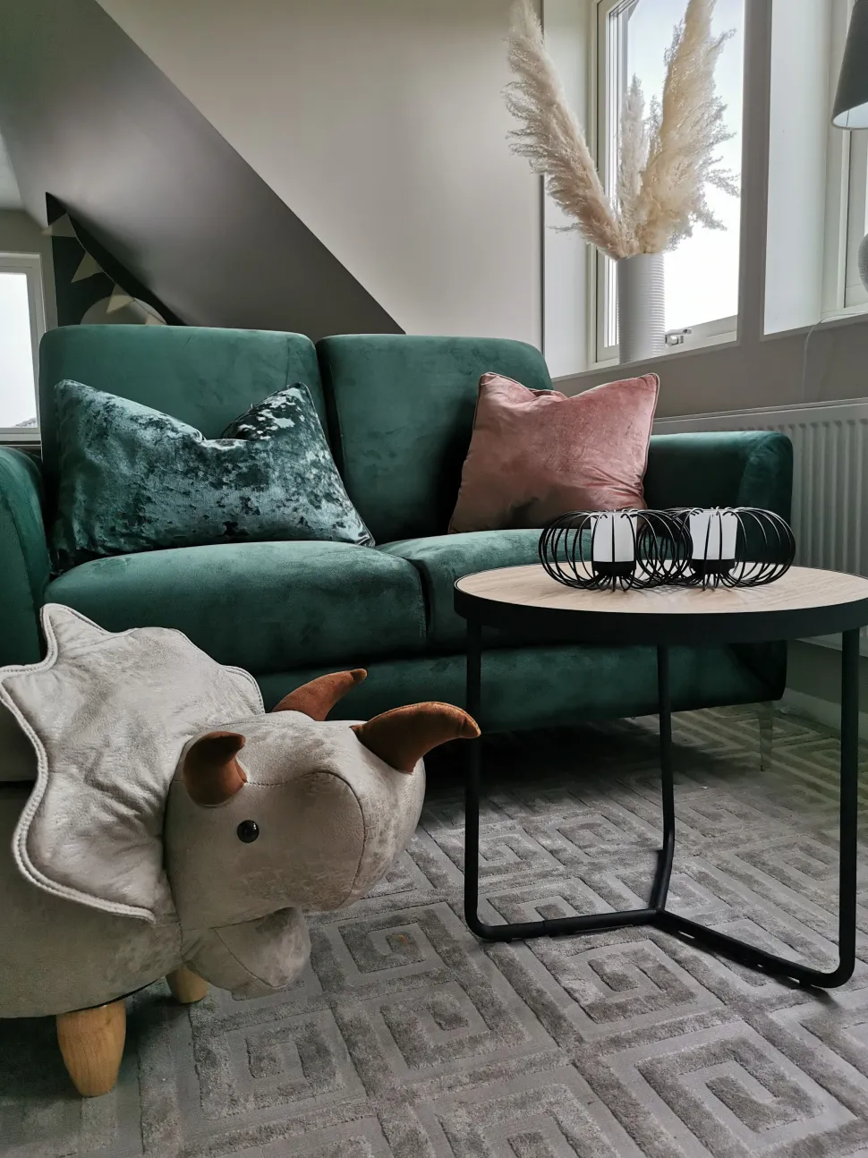 2 Seater Velvet Sofa Green Fenes