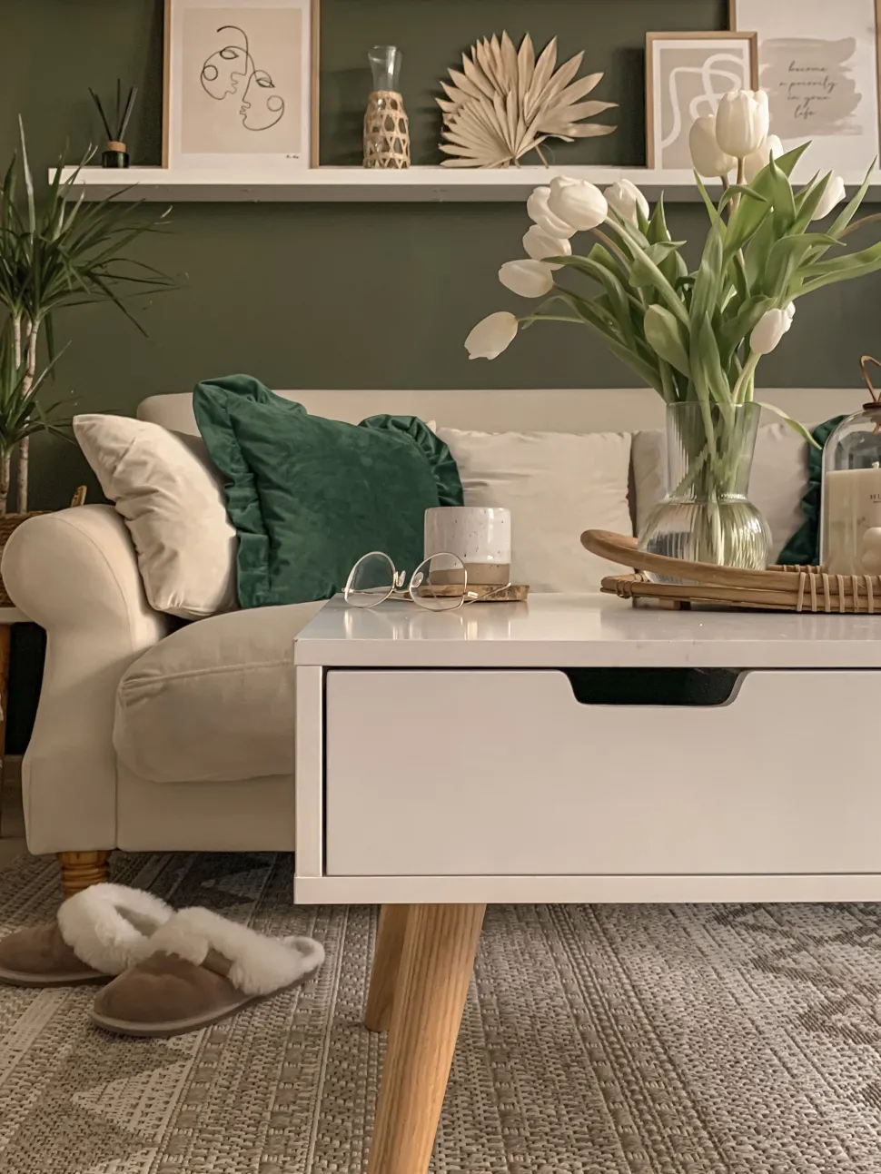 3 Seater Velvet Sofa Off-White Eike