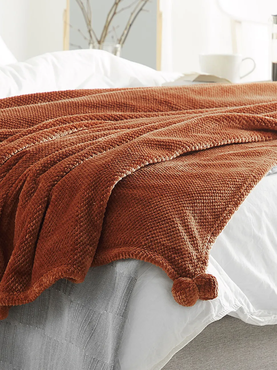Decke Goldbraun Mit Pompons 200 X 220 Cm Saitler
