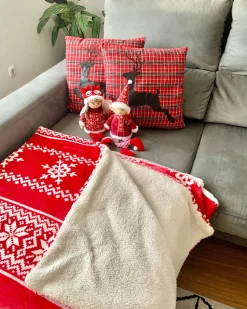 Decke Rot 150 X 200 Cm Weihnachtsmotiv Zweiseitig Vantaa