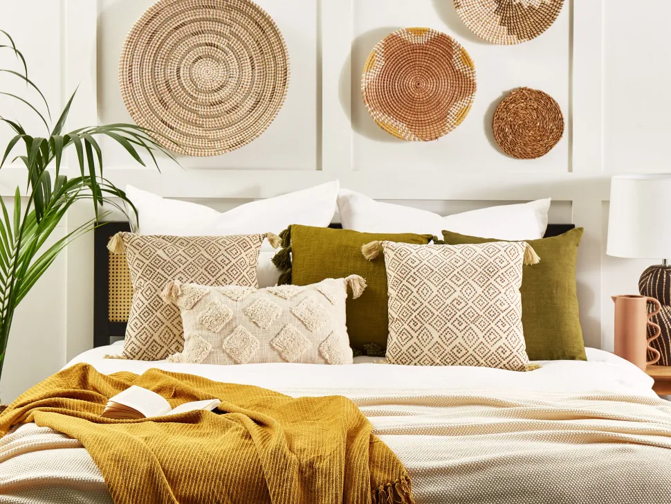 Dekokissen Geometrisches Muster Samtstoff Beige Mit Quasten 45 X 45 Cm Santolina