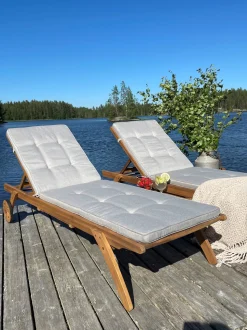 Gartenliege Akazienholz Hellbraun Auflage Beige Rollbar Cesana