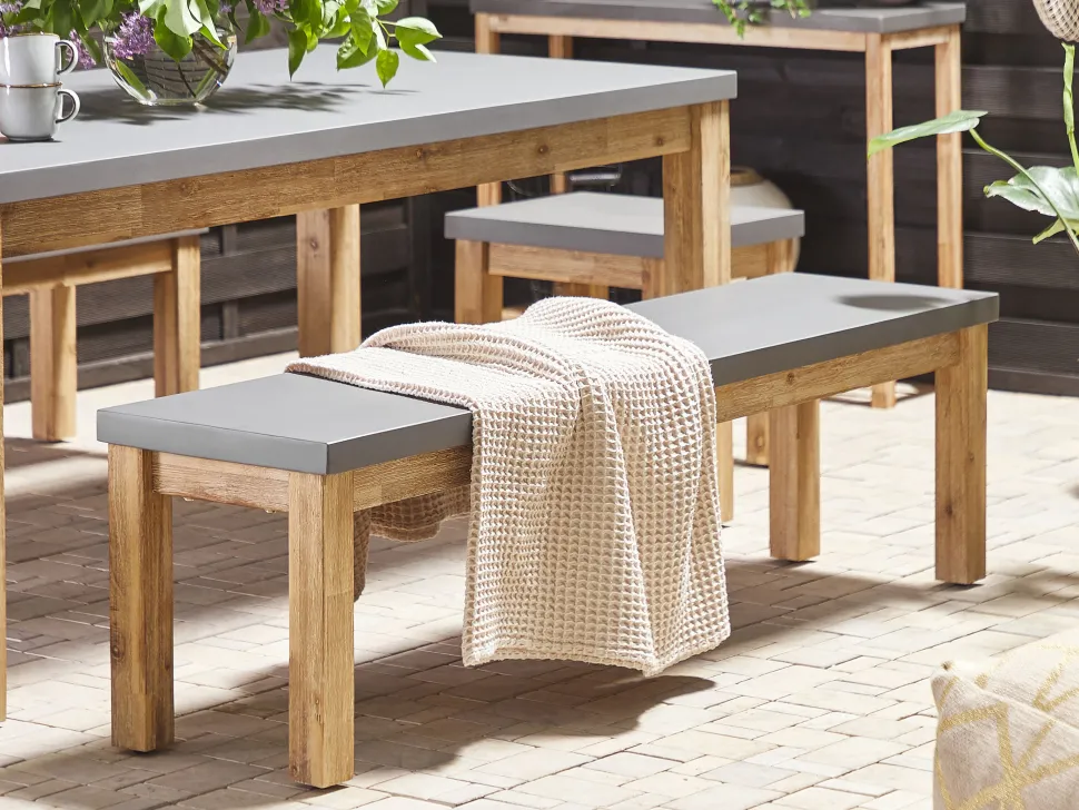 Gartenmöbel Set Beton / Akazienholz Grau 8-Sitzer 2 Banke 2 Hocker Ostuni
