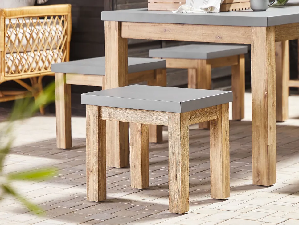 Gartenmöbel Set Beton / Akazienholz Grau 8-Sitzer 2 Banke 2 Hocker Ostuni