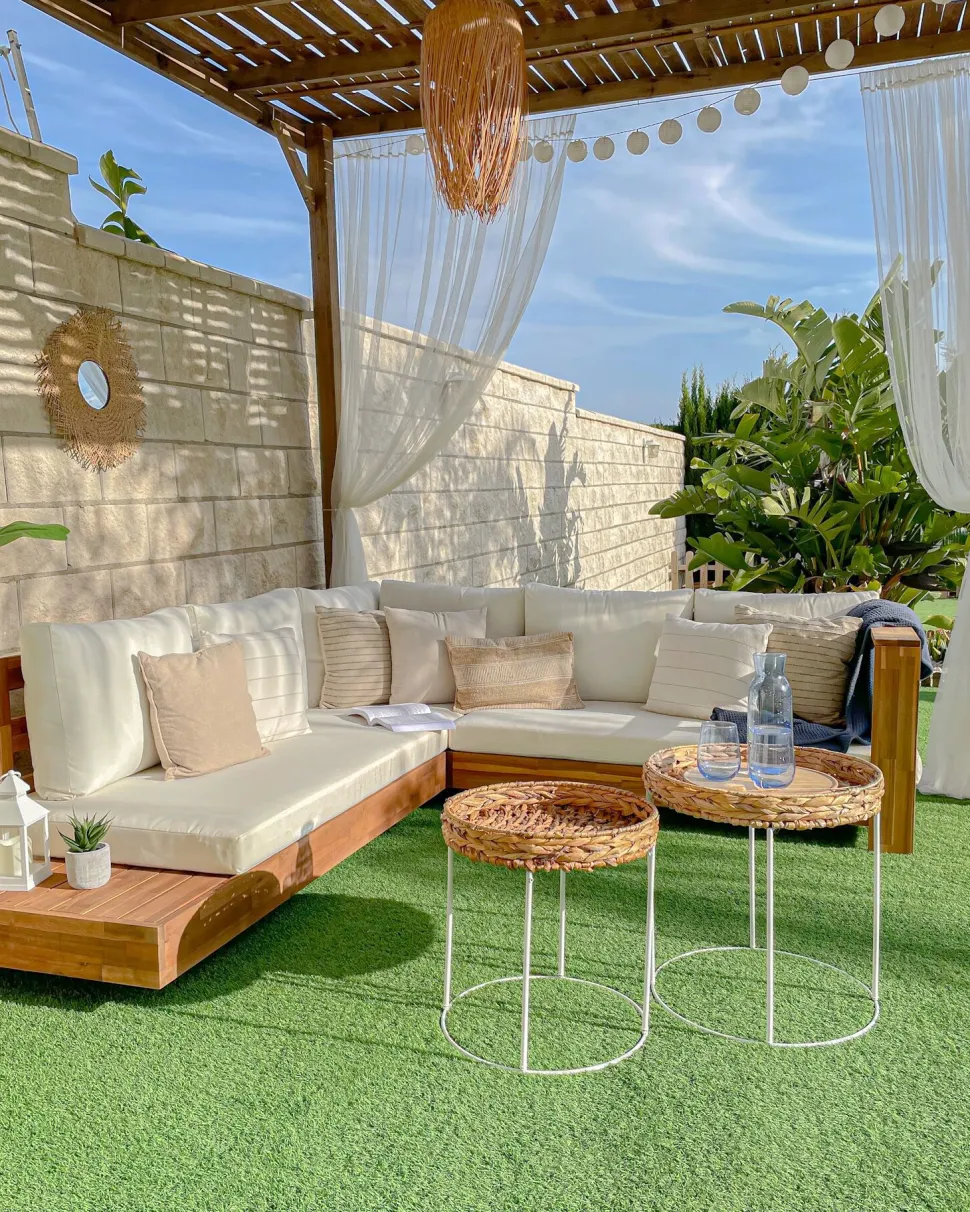 Lounge Set Akazienholz Hellbraun 5-Sitzer Auflagen Linksseitig Cremeweis Marettimo