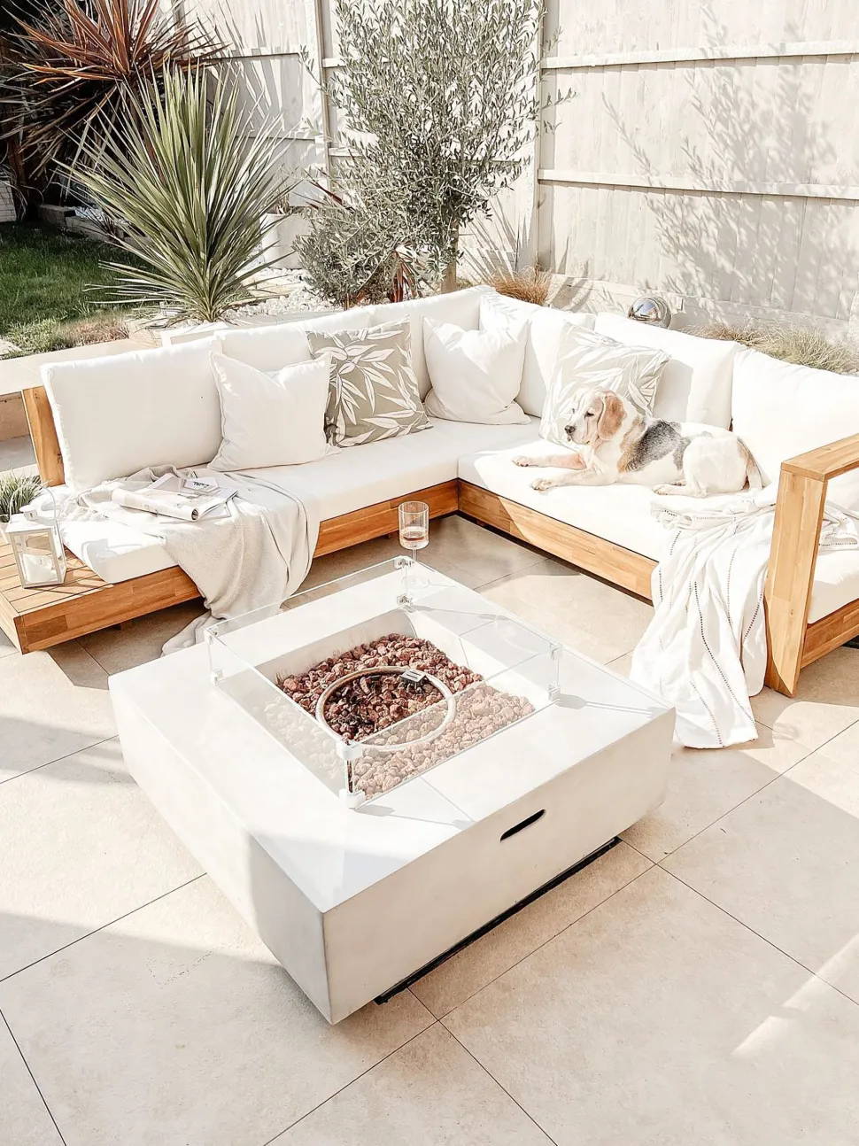 Lounge Set Akazienholz Hellbraun 5-Sitzer Auflagen Linksseitig Cremeweis Marettimo