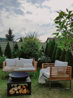 Lounge Set Akazienholz Hellbraun 4-Sitzer Auflagen Weis Bermuda