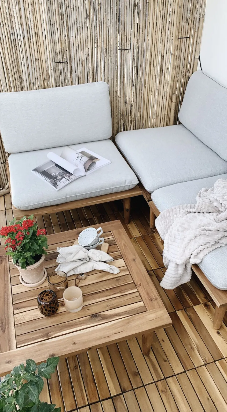 Lounge Set Akazienholz Hellbraun 4-Sitzer Modular Auflagen Hellgrau Frascati