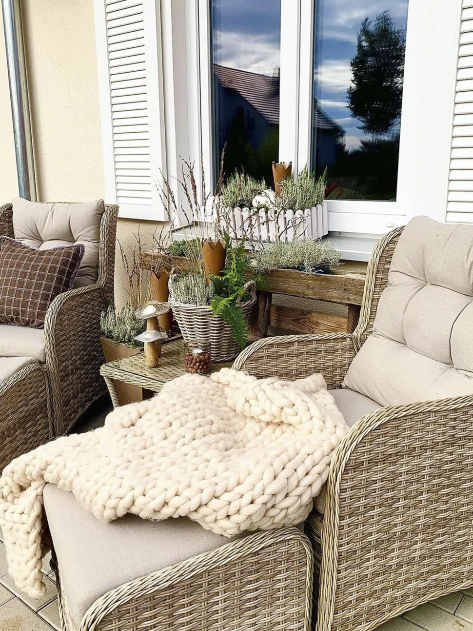 Lounge Set Rattan Hellbraun 2-Sitzer Auflagen Beige Ponza