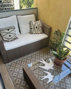 Lounge Set Rattan Hellbraun 4-Sitzer Auflagen Cremeweis Luca