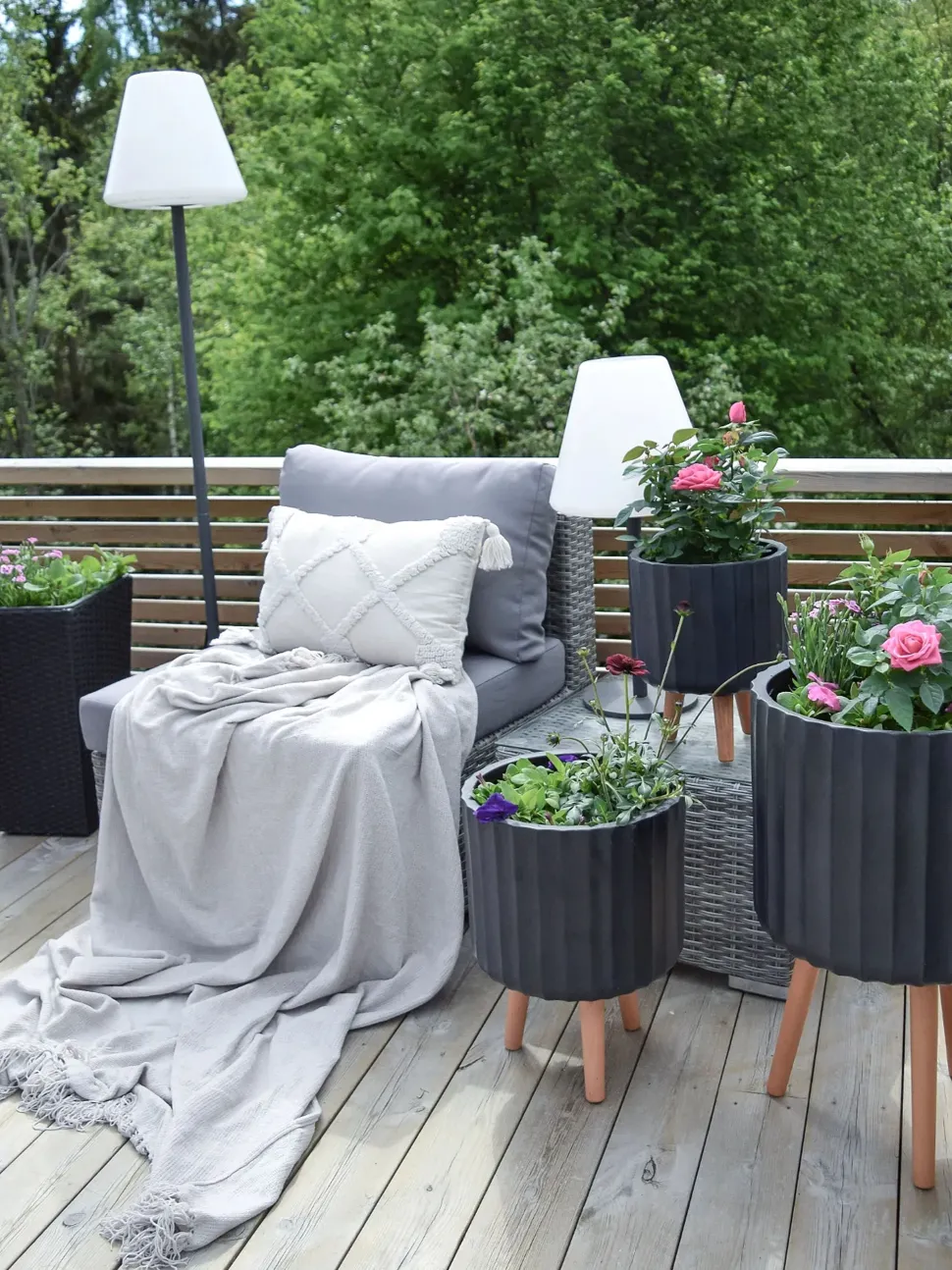 Lounge Set Rattan Hellgrau 8-Sitzer Modular Auflagen Grau Xxl