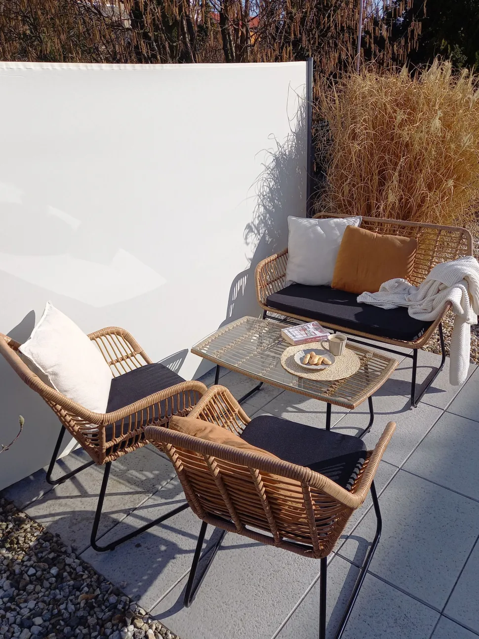 Lounge Set Rattan Naturlich 4-Sitzer Auflagen Schwarz Minori