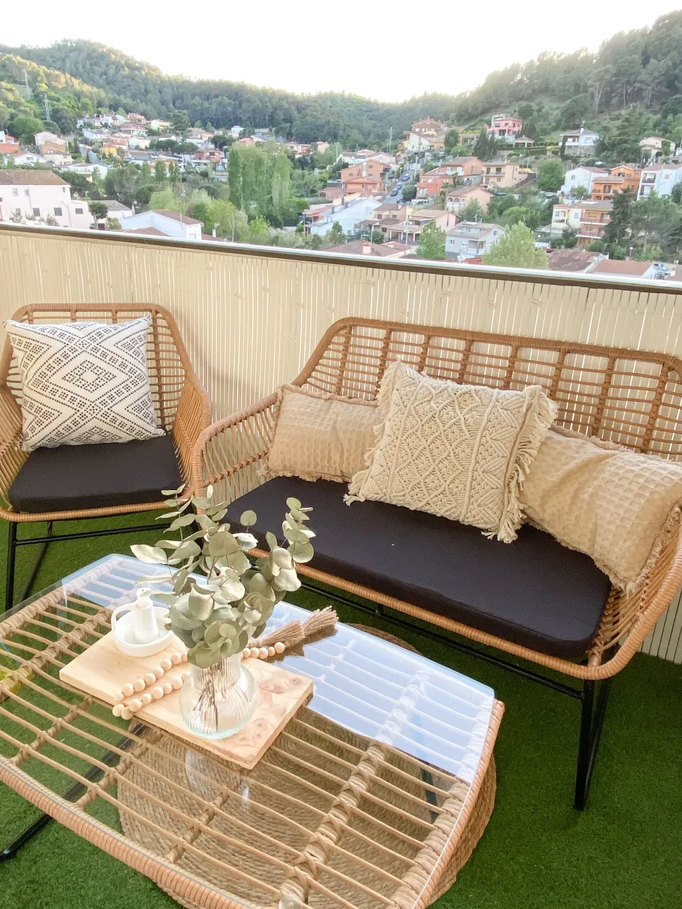 Lounge Set Rattan Naturlich 4-Sitzer Auflagen Schwarz Minori