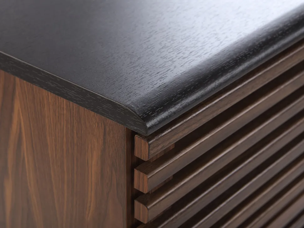 Sideboard Dunkler Holzfarbton Verschiebbare Turen Perth