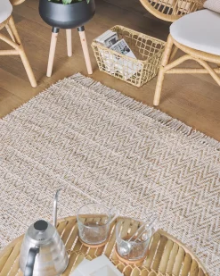 Teppich Beige 140 X 200 Cm Zickzack-Muster Kurzflor Zweiseitig Afrin