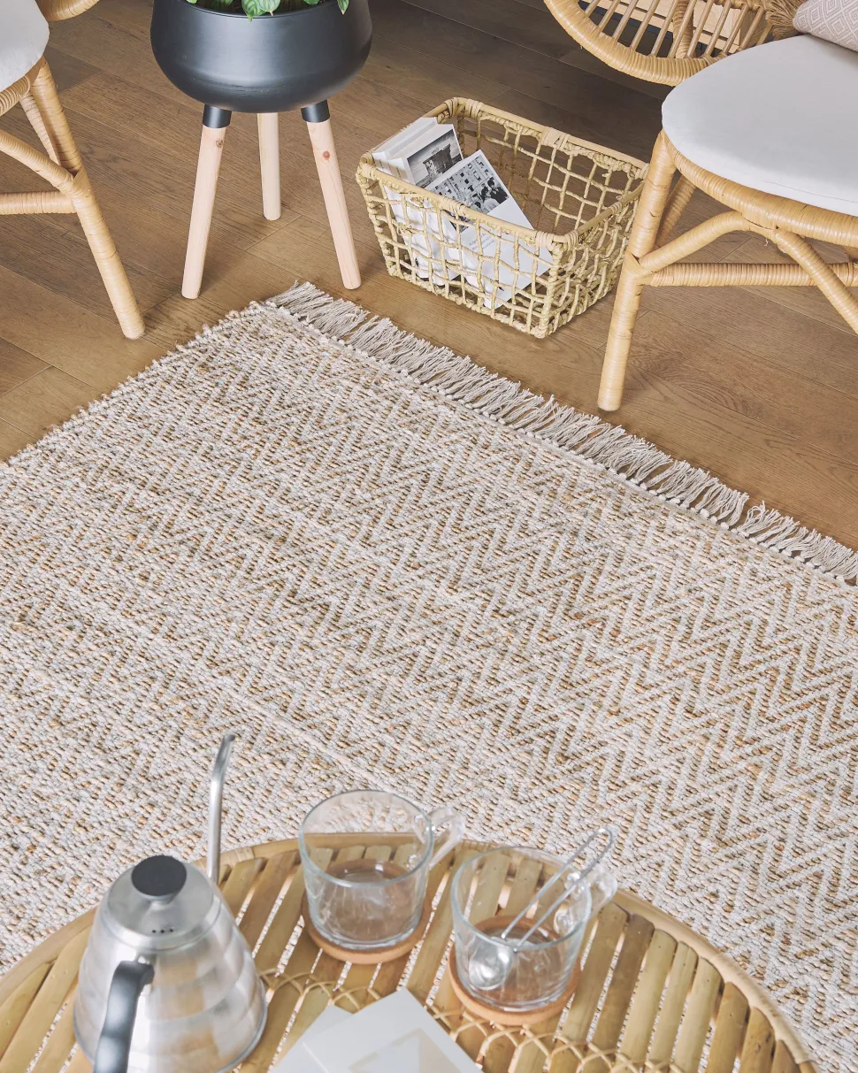 Teppich Beige 140 X 200 Cm Zickzack-Muster Kurzflor Zweiseitig Afrin