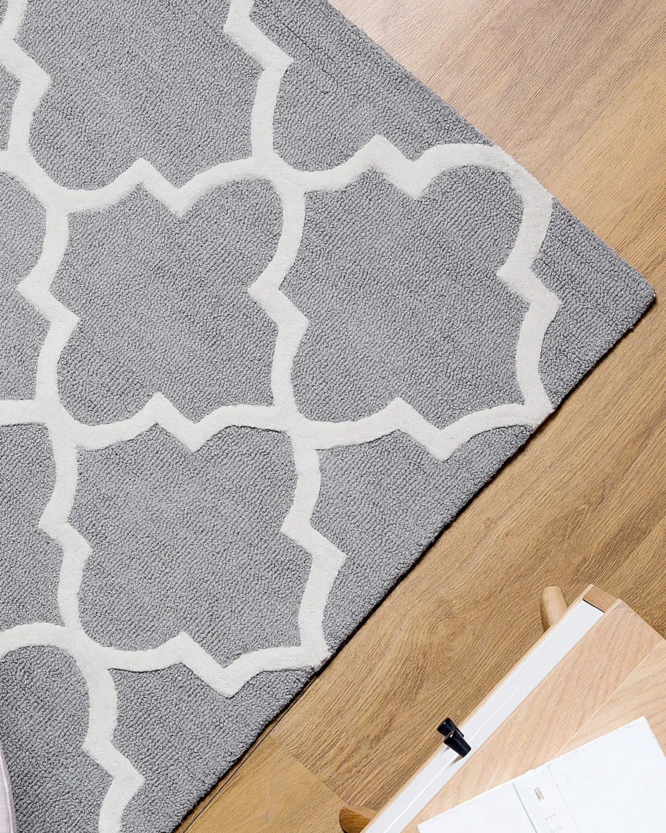 Teppich Grau 160 X 230 Cm Marokkanisches Muster Kurzflor Silvan